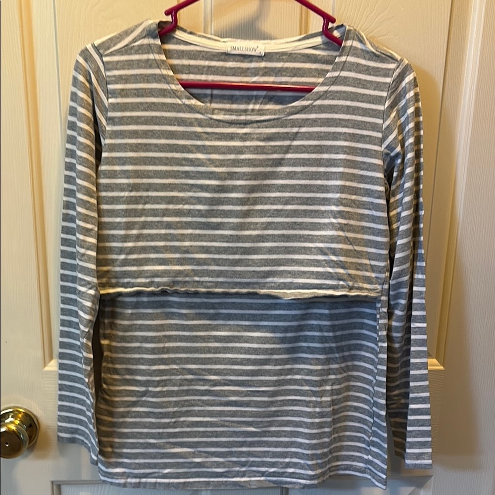 Small Show Gray Striped Nursing Top Sz Medium